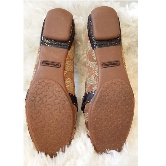 [NWOT] Coach 'Sharin' Signature Loafers - Picture 5 of 8